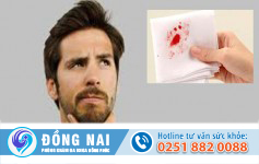 Đi cầu ra máu