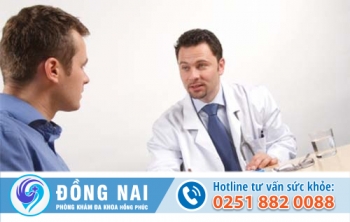 Hậu môn ẩm ướt, có mùi hôi là bị gì?